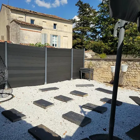 Prázdninový dům Logis Des 3 Terres Jonzac